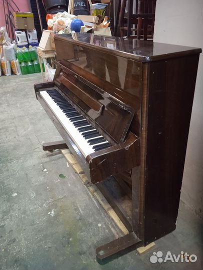 Пианино petrof