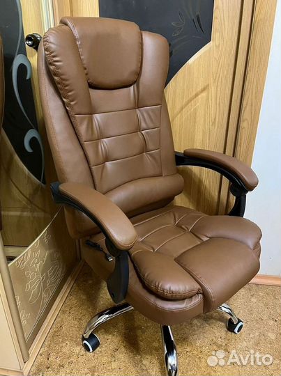 Компьютерное офисное кресло с массажем (новые)