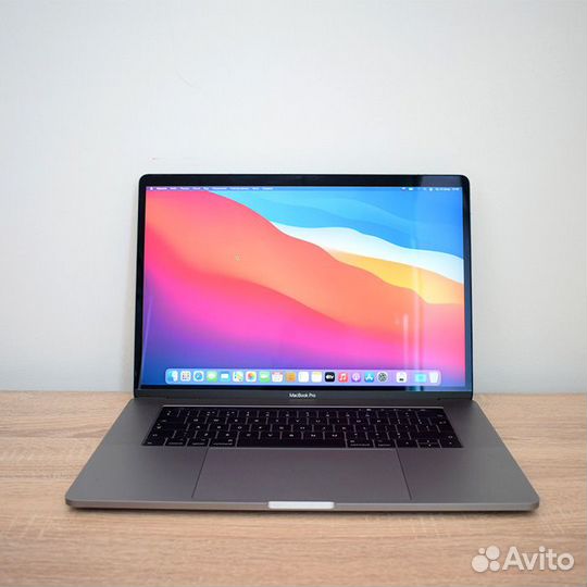 Ноутбук MacBook Pro 15 (2017)