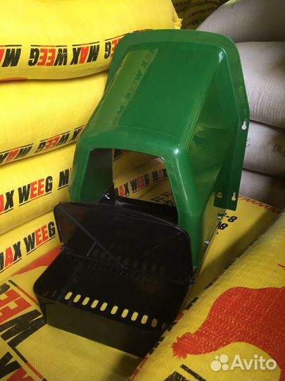 Гнездо для птицы с яйцесборником