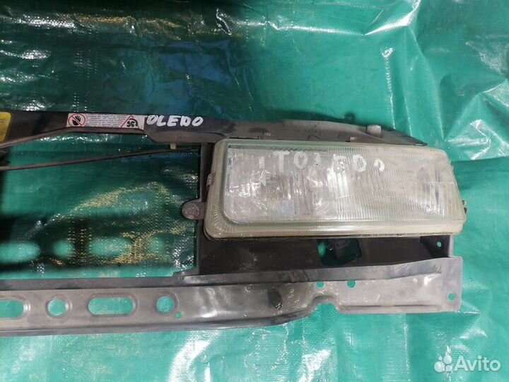 Фара передняя (комплект) seat Toledo