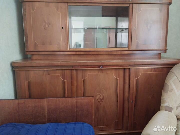 Старинный буфет