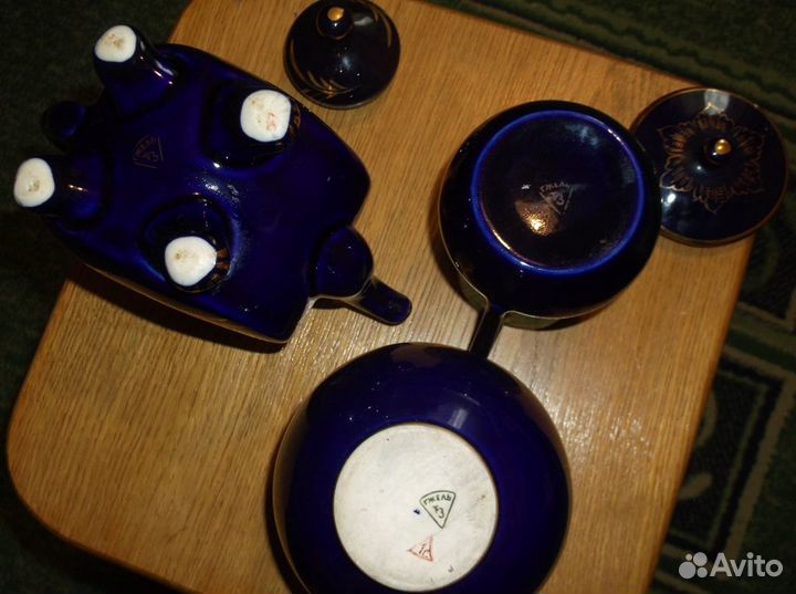 Фарфоровые изделия Гжель