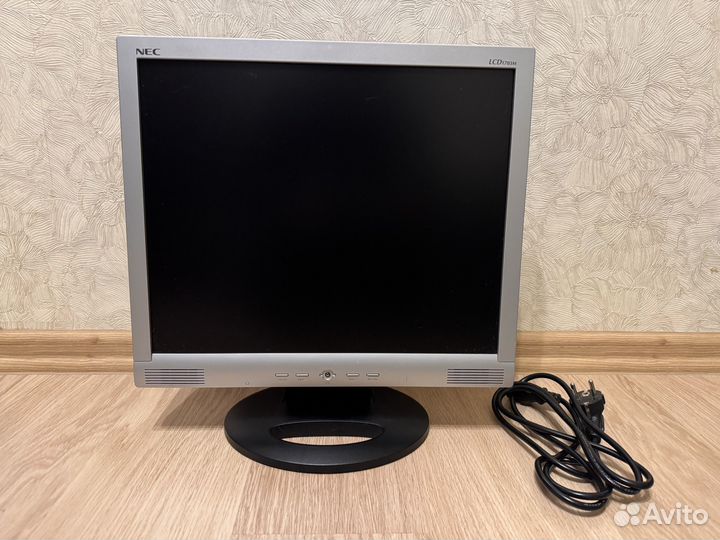 Монитор NEC 1703
