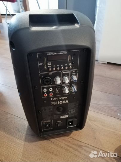 Behringer pk108a активная акустика