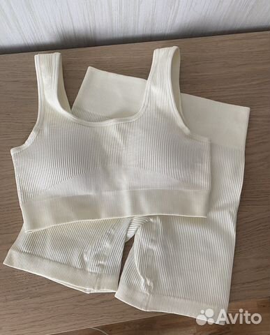 Спортивный комплект женский