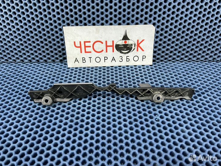 Накладка для VW Touareg NF FL 2010-2018