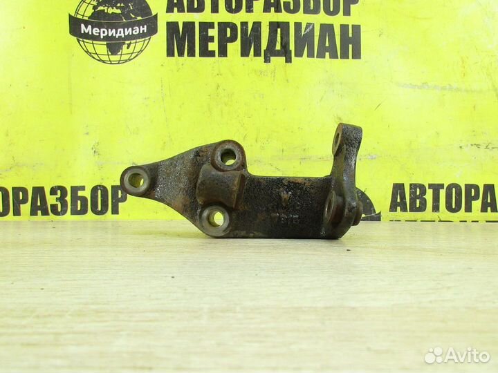 Кронштейн гидроусилителя на Kia Spectra SD