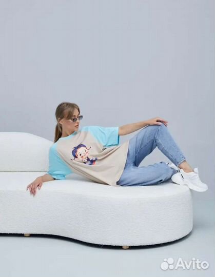 Стильная дизайнерская футболка женская 46 48