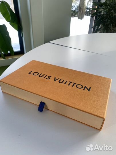 Оригинал мужской кошелек из кожи Louis Vuitton