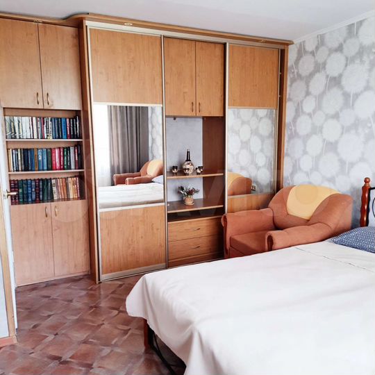 1-к. квартира, 43 м², 2/2 эт.