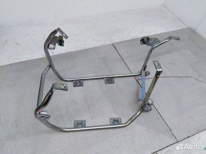 Кронштейн блоков управления