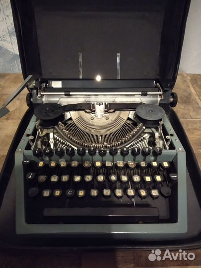 Печатная машинка Москва СССР