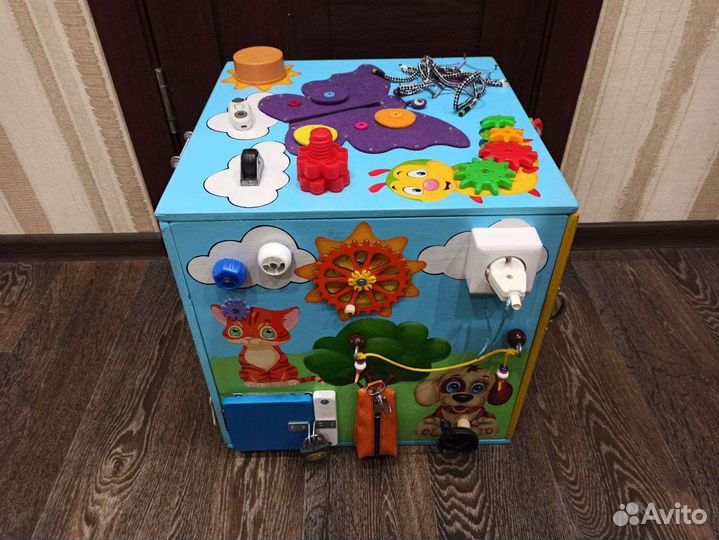 Бизикуб, бизиборд, залипалка