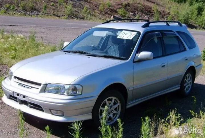 Поворотники пара для Toyota Sprinter Carib 97-02г