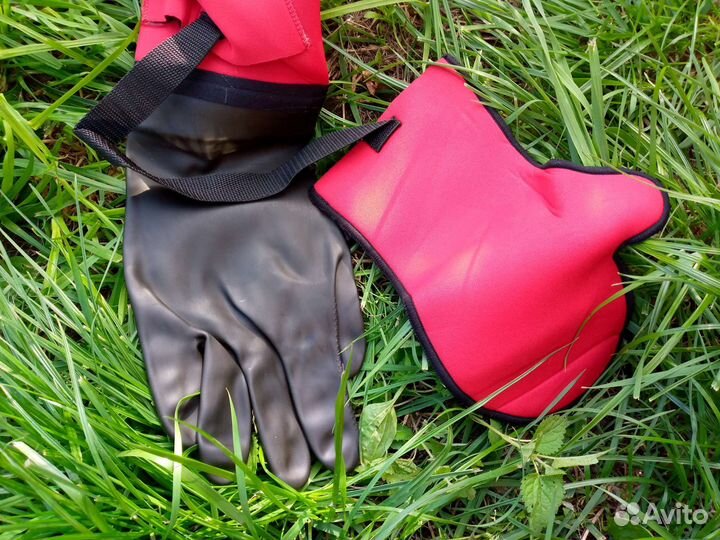 Спасательный гидрокостюм