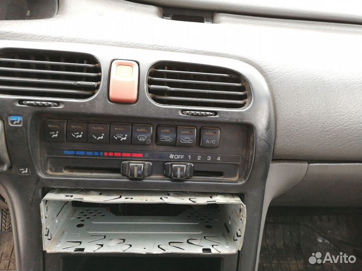 Блок управления печкой Мазда 626