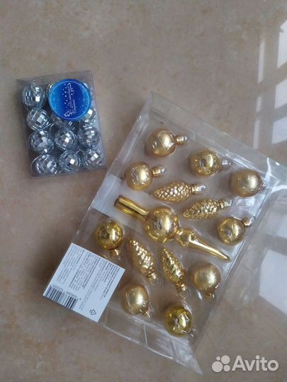 Елочные игрушки