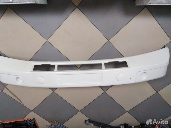 Бампер передний паз