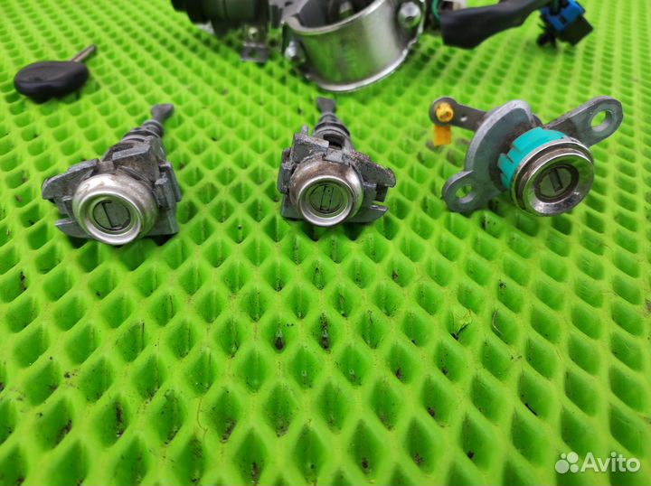 Замок зажигания Hyundai Elantra 4 HD