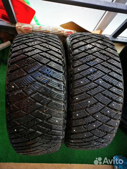 Goodyear Ultragrip Ice Arctic 215/55 R17 98T