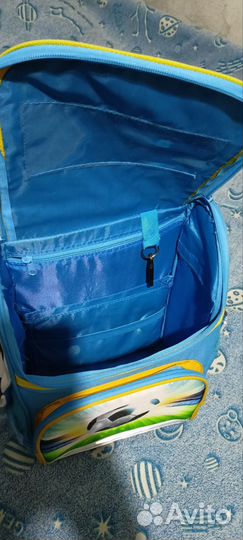 Рюкзак (портфель, ранец) школьный