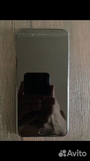 iPhone 8 plus 64gb(не вскрывался)
