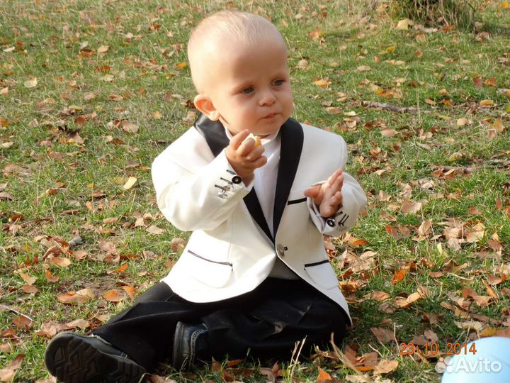 Костюм на мальчика два года