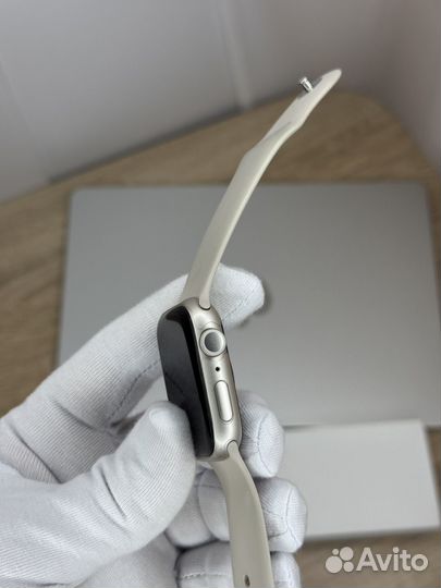 Apple Watch S7 45mm Starlight