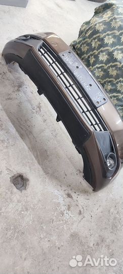 Передний бампер Volkswagen Jetta 6 в сборе