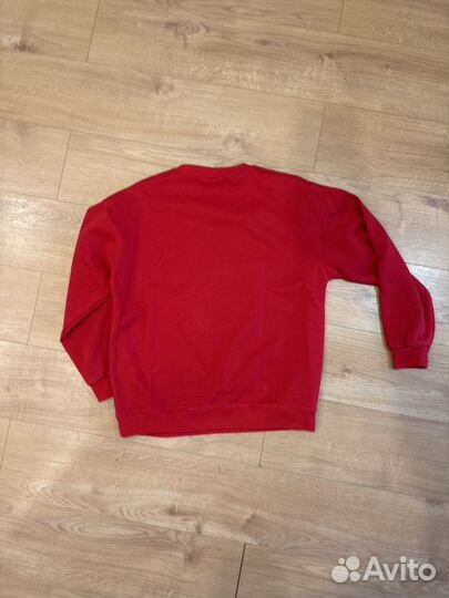 Свитшот красный
