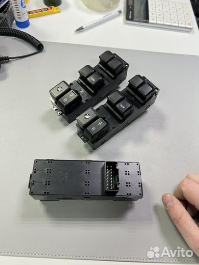 Блок кнопок стеклоподьемника kia rio 3