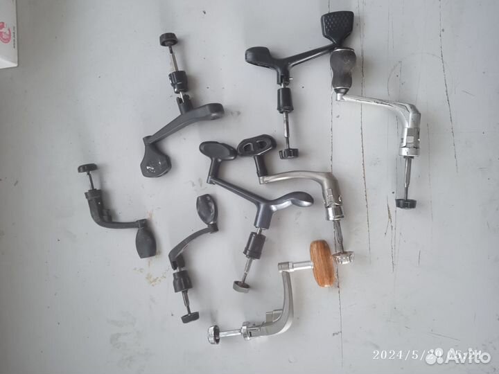 Ручки для безынерционных катушек