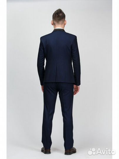 Мужской костюм