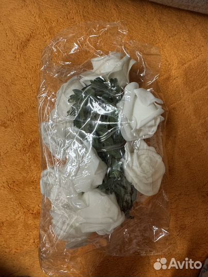 Гирлянда из искуственных цветов