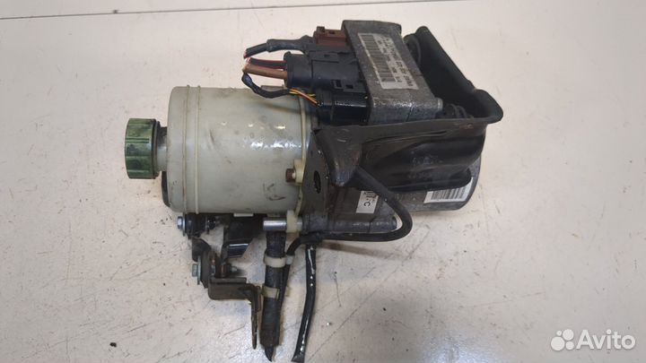 Насос усилителя руля Skoda Fabia, 2004