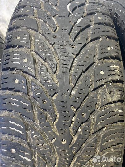 Nokian Tyres Hakkapeliitta 9 215/70 R16 100T