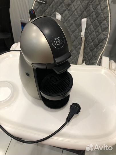Кофеварка капсульная dolce gusto