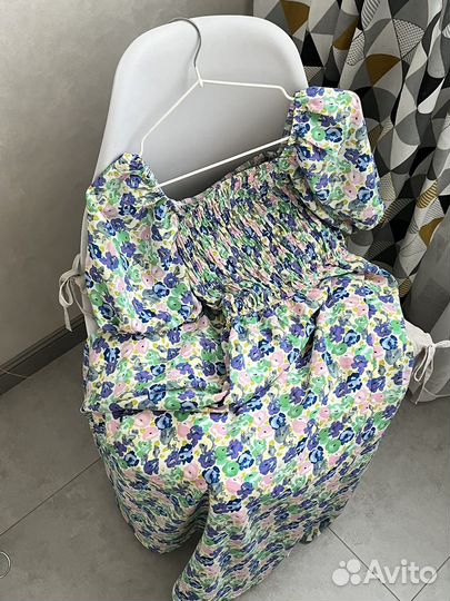 Платье с рукавами на резиночке, размер S-M