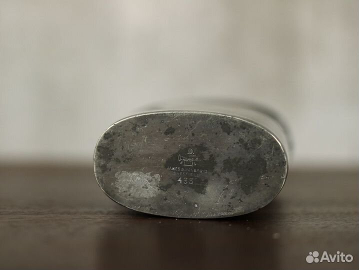 Старинная фляга с кожей 