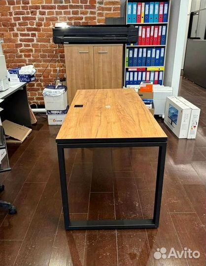 Новый стол компьютерный