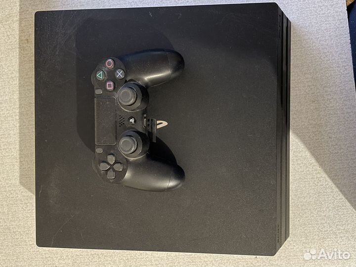 Play station 4 pro