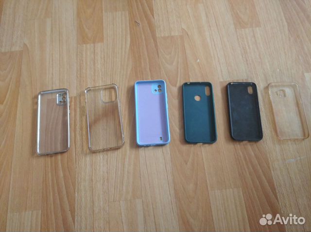 Чехлы на телефон