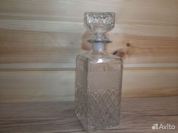 Хрустальный графин