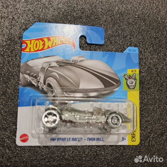 Машинки Hot wheels