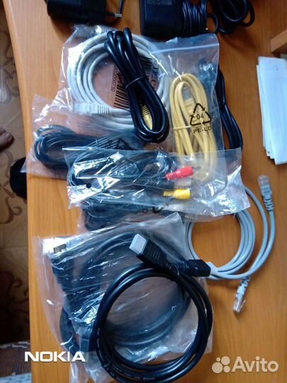 Блоки питания,пульты,шнуры