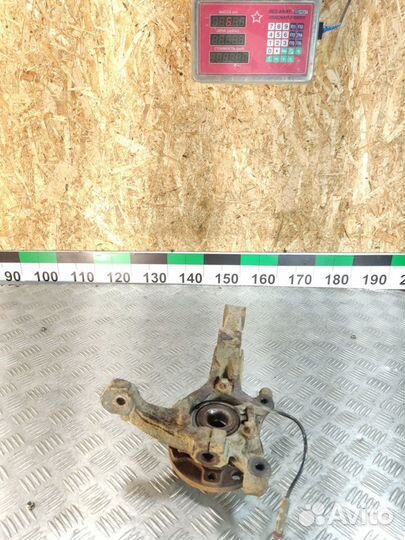 Кулак поворотный передний левый Opel Astra H