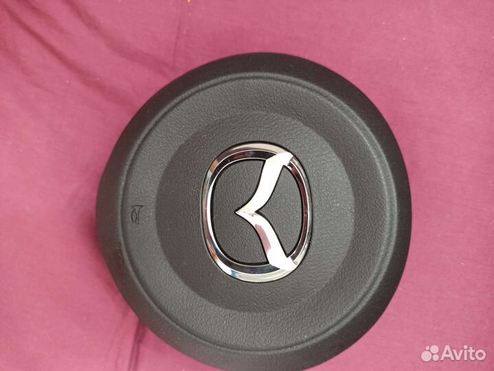Крышка подушки безопасности/крышка руля Mazda 3