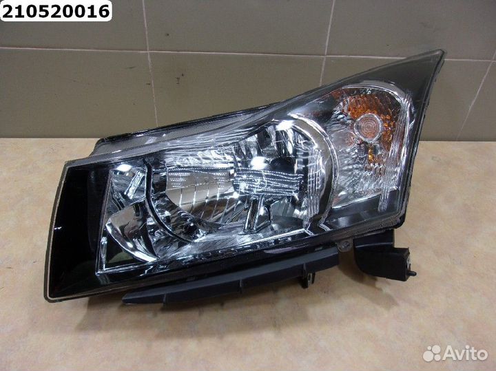 Фара левая Chevrolet Cruze