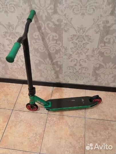 Трюковой самокат